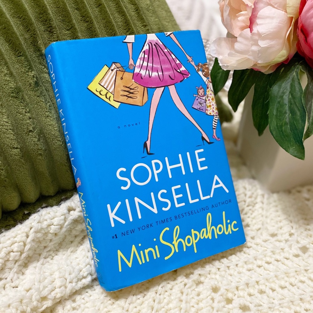 Mini Shopaholic by Sophie Kinsella Book